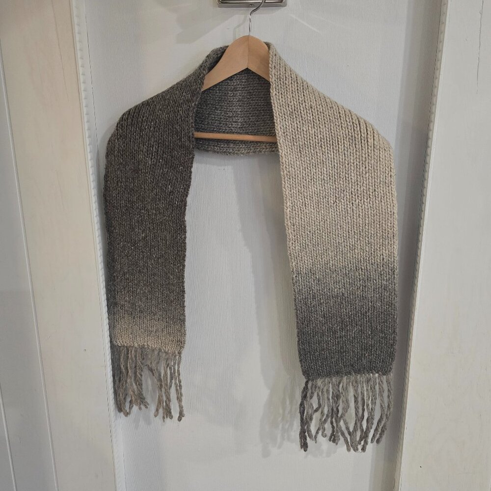 New Handmade Mexican Artisan Wool Scarf Ombré Gray/Beige